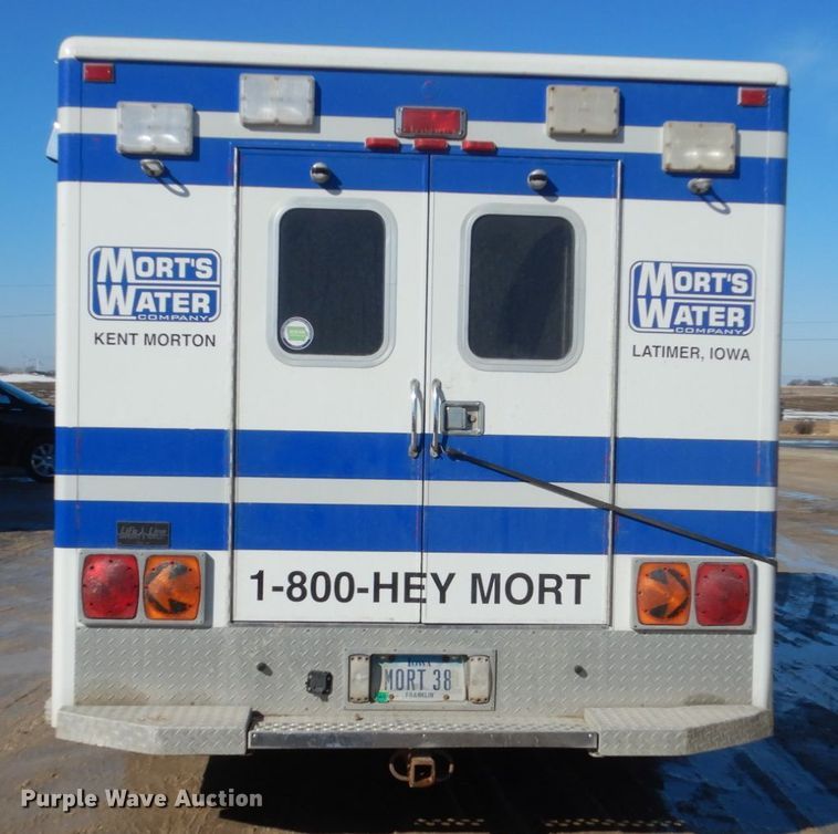 image for item GW9559 1997 Chevrolet Express 3500 ambulance