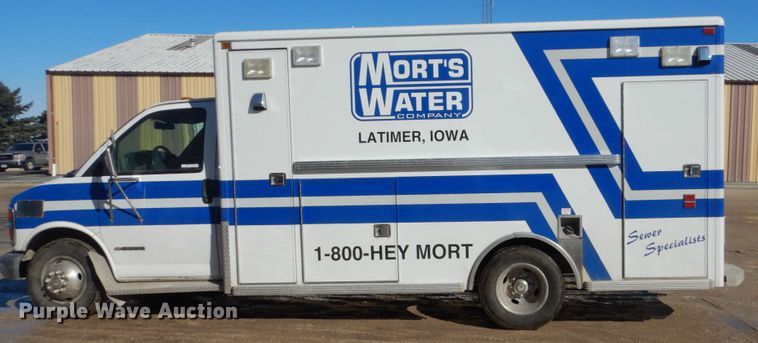 image for item GW9559 1997 Chevrolet Express 3500 ambulance