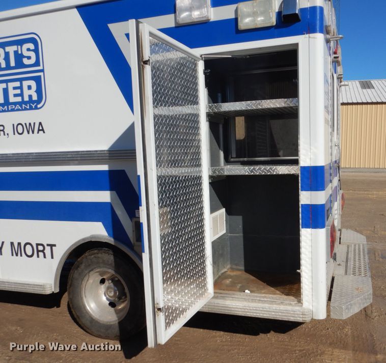 image for item GW9559 1997 Chevrolet Express 3500 ambulance