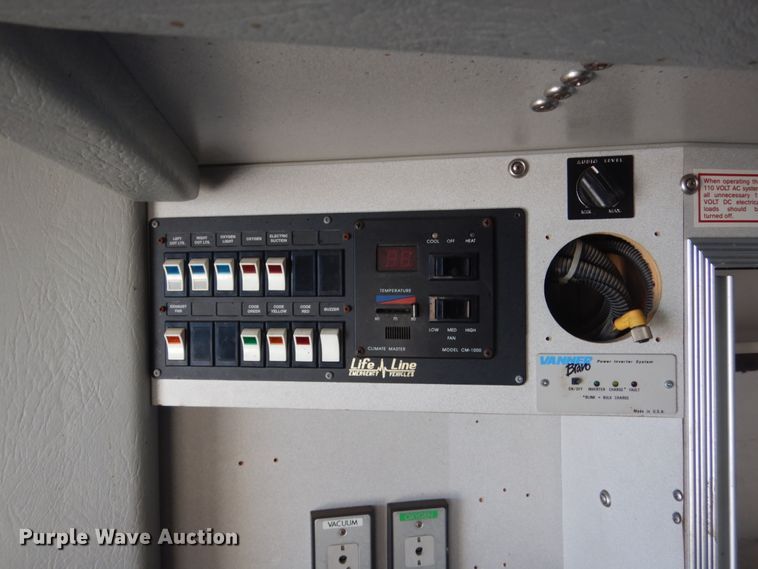 image for item GW9559 1997 Chevrolet Express 3500 ambulance