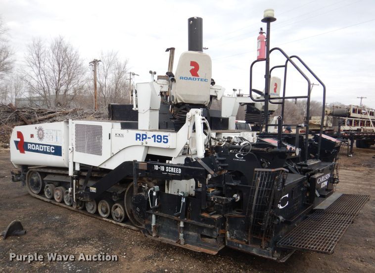 image for item GX9876 2003 Roadtec RP-195 paver