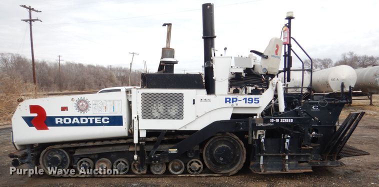 image for item GX9876 2003 Roadtec RP-195 paver