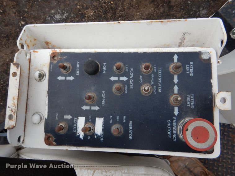 image for item GX9876 2003 Roadtec RP-195 paver