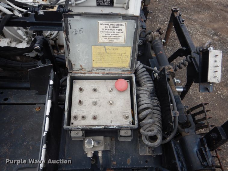 image for item GX9876 2003 Roadtec RP-195 paver