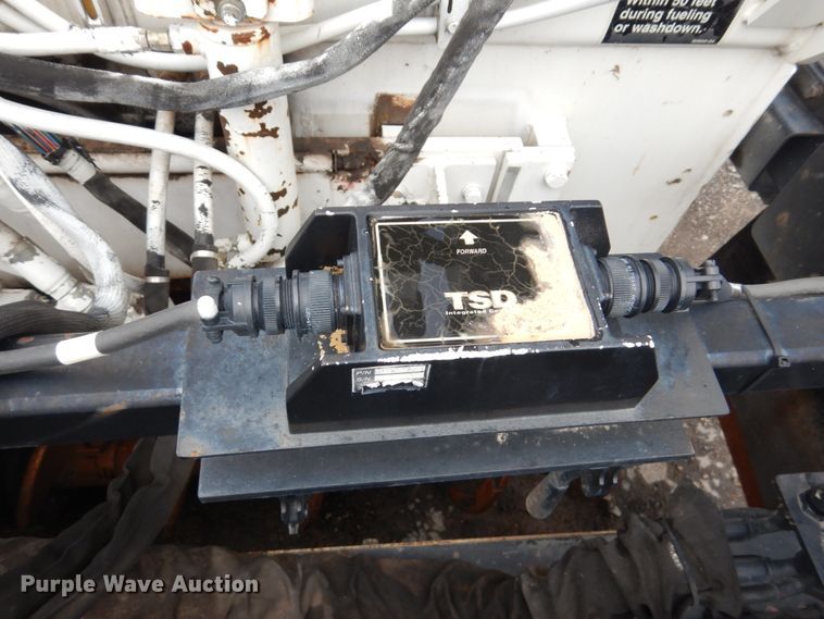 image for item GX9876 2003 Roadtec RP-195 paver