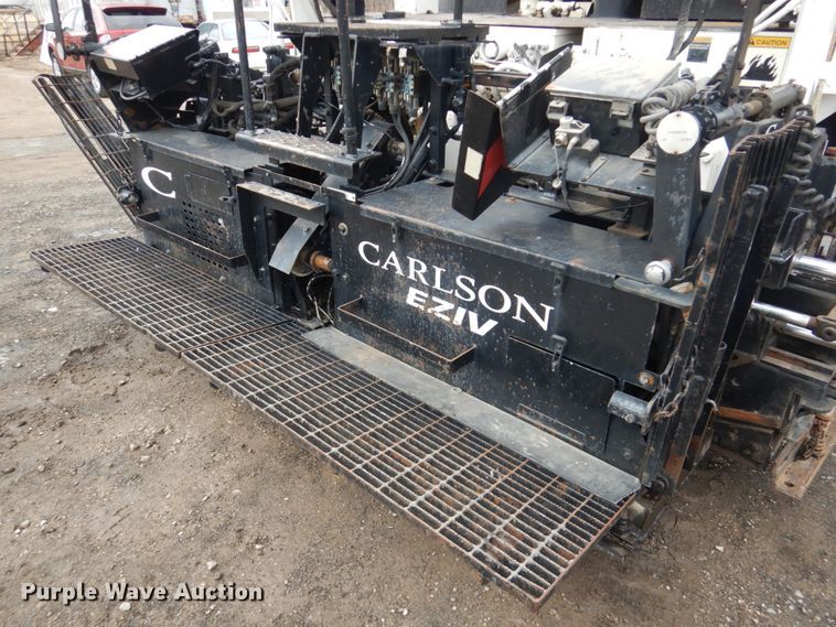 image for item GX9876 2003 Roadtec RP-195 paver