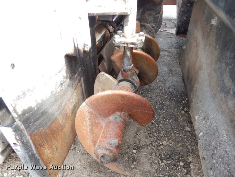 image for item GX9876 2003 Roadtec RP-195 paver