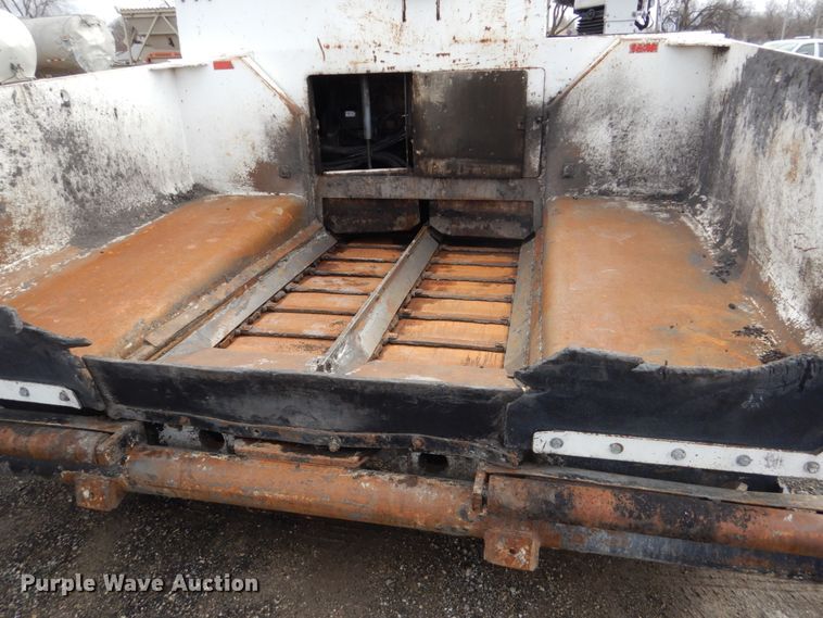 image for item GX9876 2003 Roadtec RP-195 paver