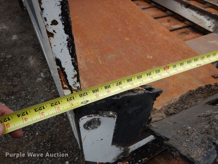 image for item GX9876 2003 Roadtec RP-195 paver