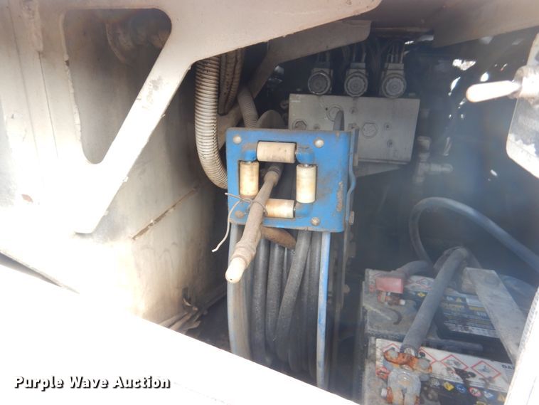 image for item GX9876 2003 Roadtec RP-195 paver