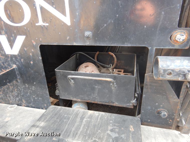 image for item GX9876 2003 Roadtec RP-195 paver