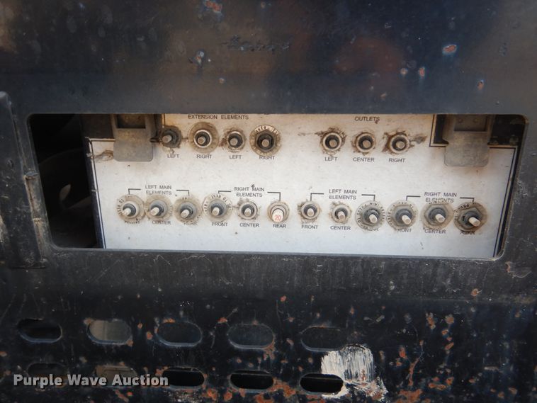 image for item GX9876 2003 Roadtec RP-195 paver