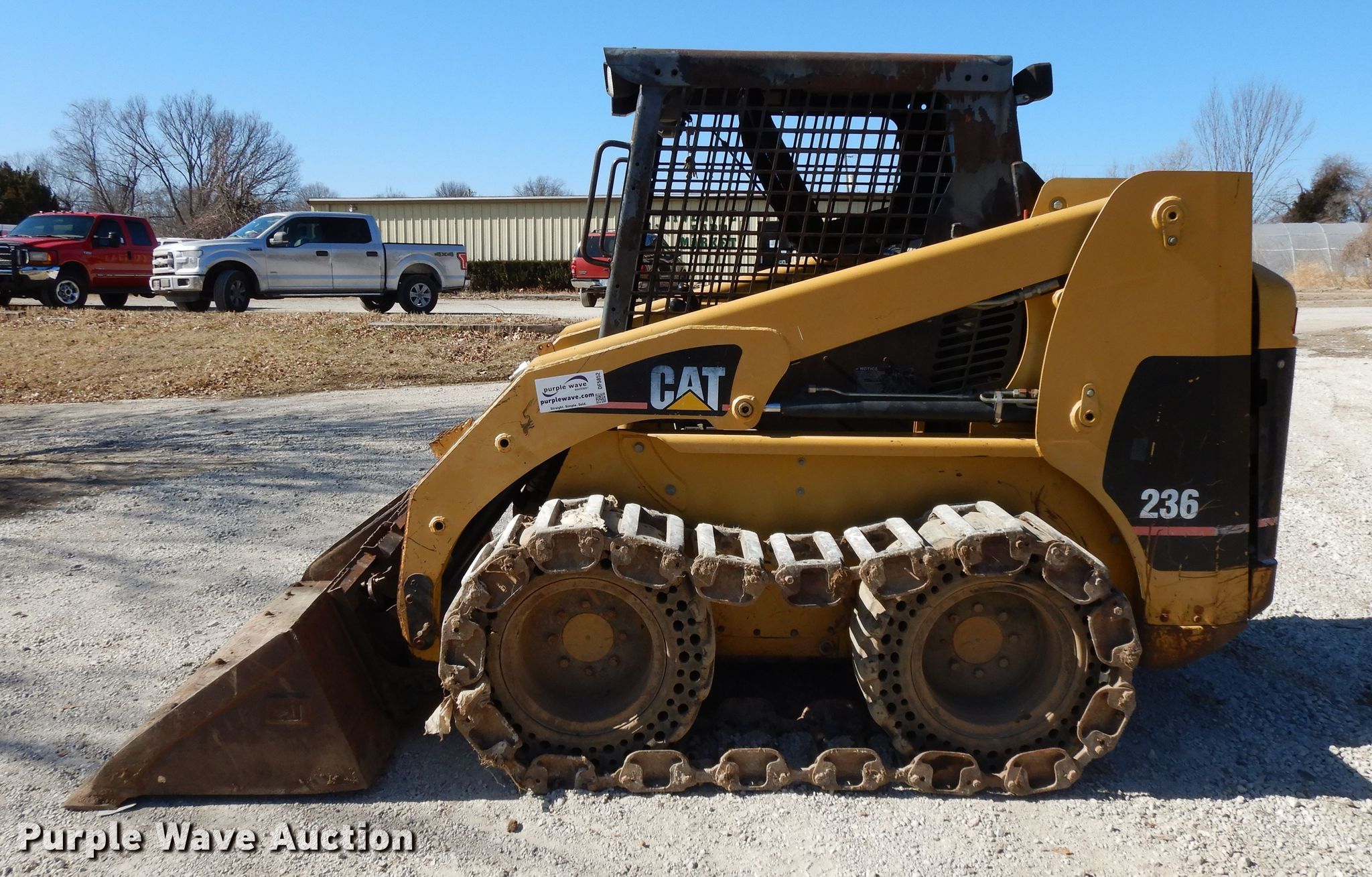 1999 Caterpillar 236 skid steer loader in Kansas City, KS Item DF5852
