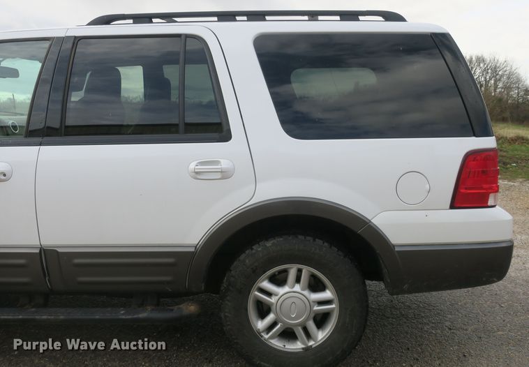 image for item DF5109 2006 Ford Expedition SUV