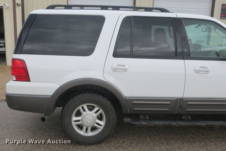 image for item DF5109 2006 Ford Expedition SUV