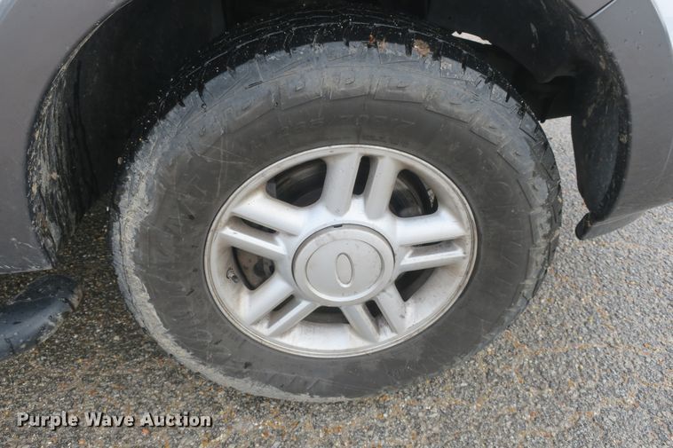 image for item DF5109 2006 Ford Expedition SUV