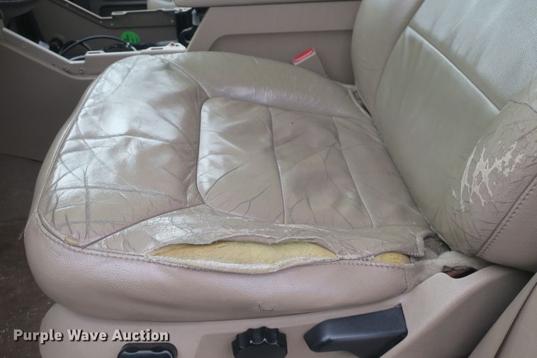 image for item DF5109 2006 Ford Expedition SUV