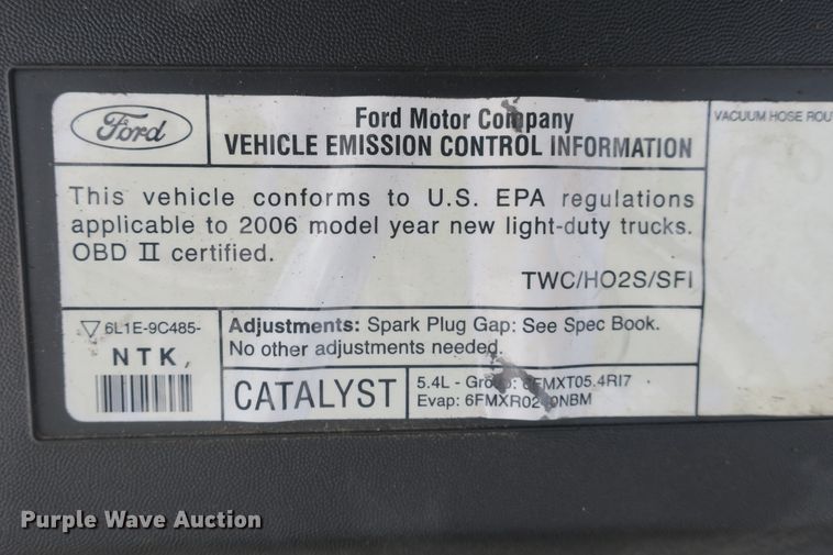 image for item DF5109 2006 Ford Expedition SUV