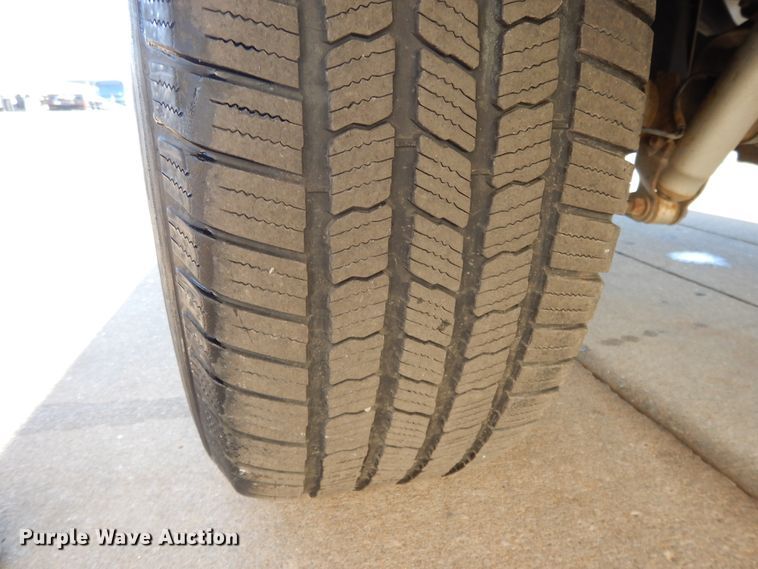 image for item DF5897 2006 GMC Sierra 1500 Crew Cab pickup truck