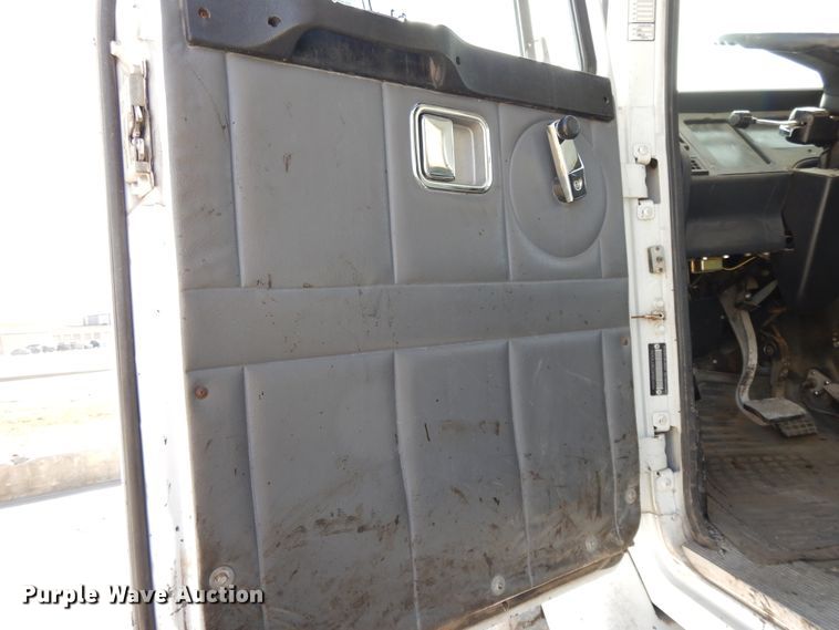 image for item DF5907 1998 Volvo WG64 Akzo Nobel slurry truck