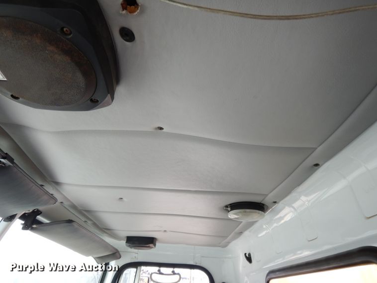 image for item DF5907 1998 Volvo WG64 Akzo Nobel slurry truck