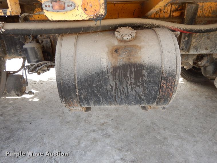 image for item DF5907 1998 Volvo WG64 Akzo Nobel slurry truck