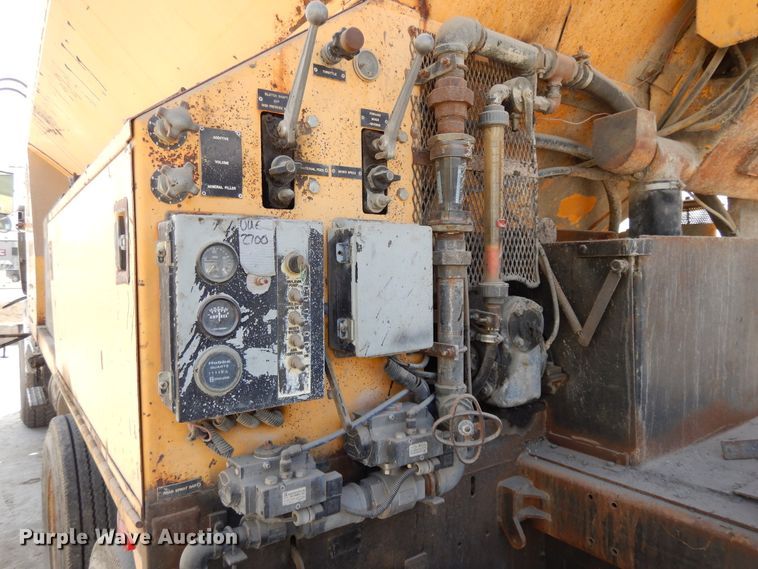 image for item DF5907 1998 Volvo WG64 Akzo Nobel slurry truck