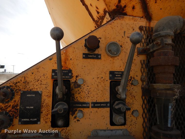 image for item DF5907 1998 Volvo WG64 Akzo Nobel slurry truck