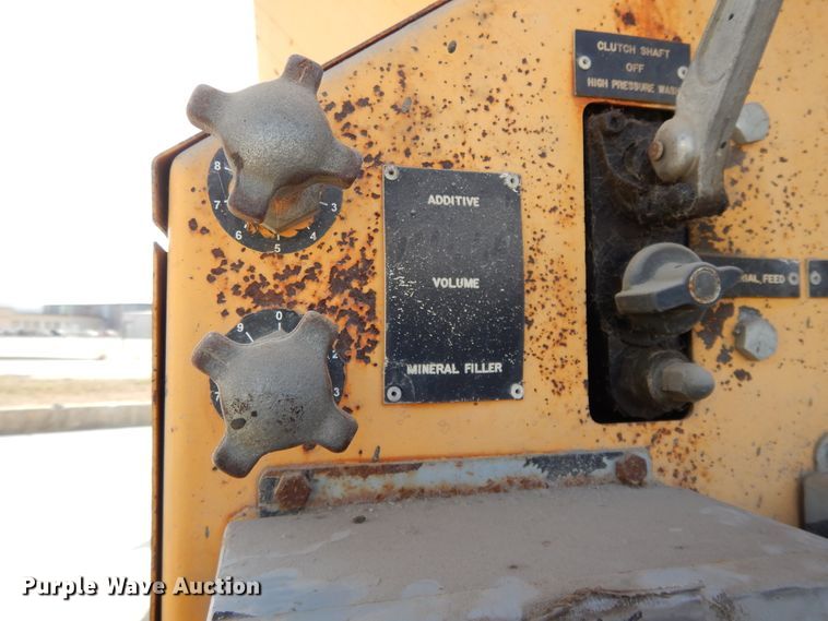 image for item DF5907 1998 Volvo WG64 Akzo Nobel slurry truck