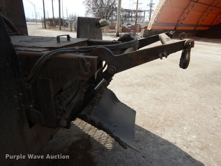 image for item DF5907 1998 Volvo WG64 Akzo Nobel slurry truck