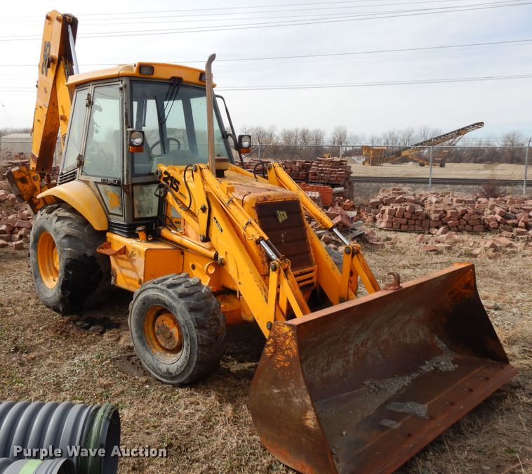 image for item DF5916 1996 JCB 215 Series 2 backhoe