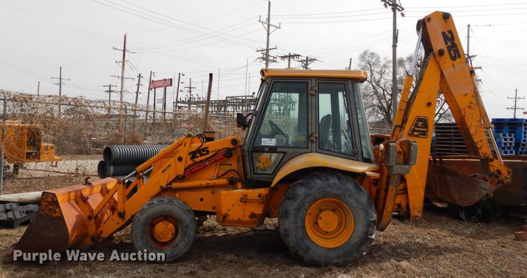 image for item DF5916 1996 JCB 215 Series 2 backhoe