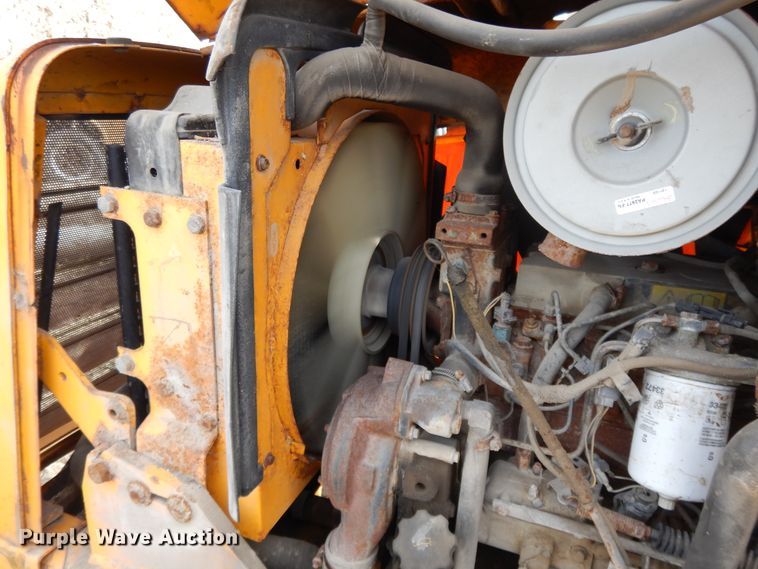 image for item DF5916 1996 JCB 215 Series 2 backhoe