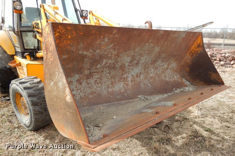 image for item DF5916 1996 JCB 215 Series 2 backhoe