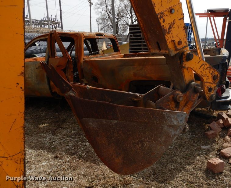 image for item DF5916 1996 JCB 215 Series 2 backhoe