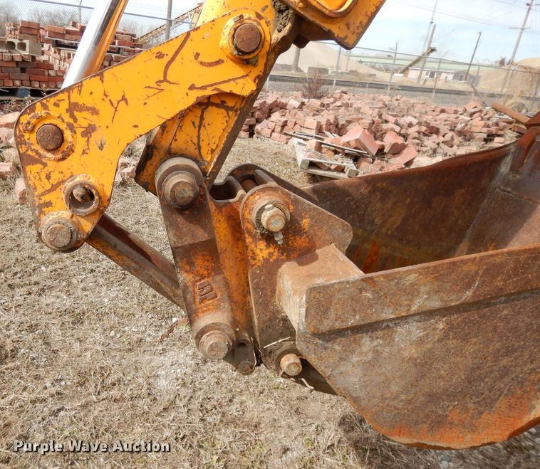 image for item DF5916 1996 JCB 215 Series 2 backhoe