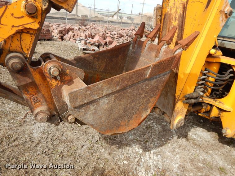 image for item DF5916 1996 JCB 215 Series 2 backhoe