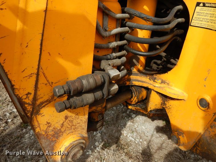 image for item DF5916 1996 JCB 215 Series 2 backhoe