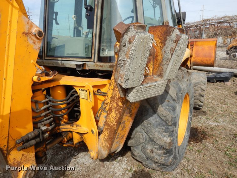 image for item DF5916 1996 JCB 215 Series 2 backhoe