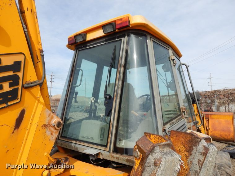 image for item DF5916 1996 JCB 215 Series 2 backhoe