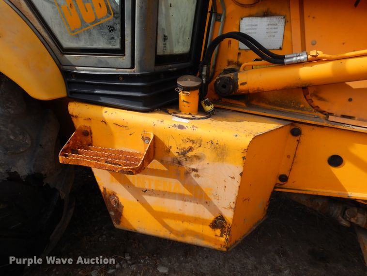 image for item DF5916 1996 JCB 215 Series 2 backhoe
