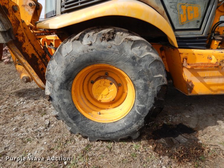 image for item DF5916 1996 JCB 215 Series 2 backhoe