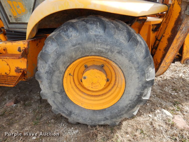 image for item DF5916 1996 JCB 215 Series 2 backhoe