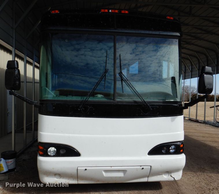 image for item DF7389 2001 Blue Bird LTC40 coach bus