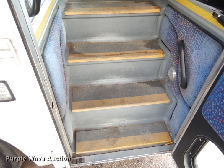 image for item DF7389 2001 Blue Bird LTC40 coach bus