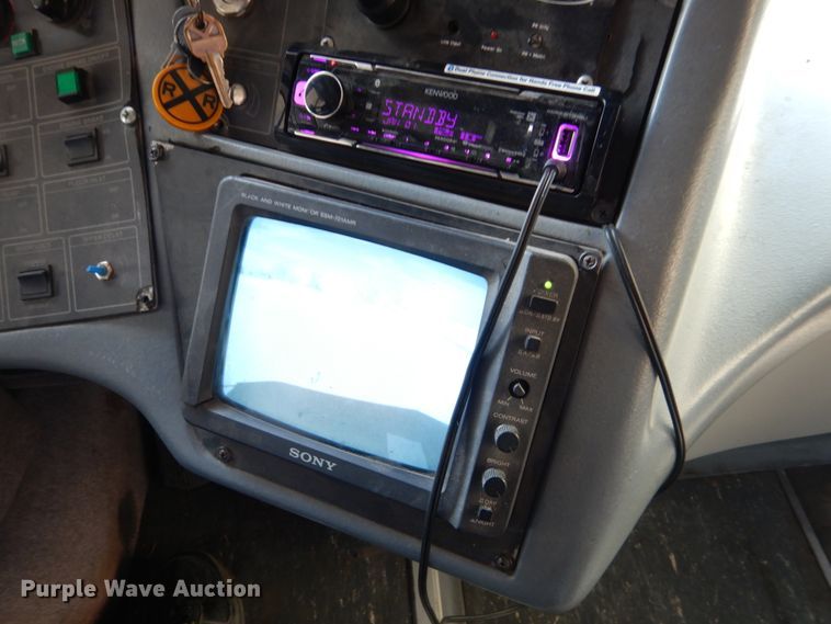 image for item DF7389 2001 Blue Bird LTC40 coach bus