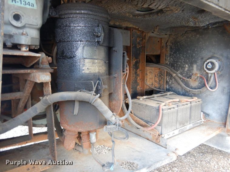 image for item DF7389 2001 Blue Bird LTC40 coach bus