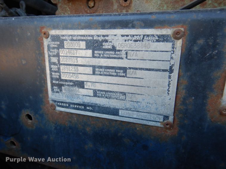 image for item DF7389 2001 Blue Bird LTC40 coach bus