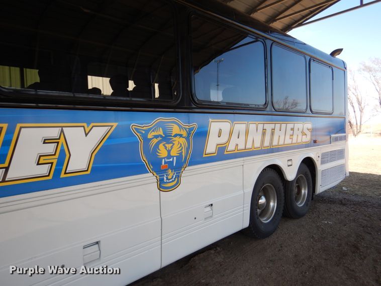 image for item DF7389 2001 Blue Bird LTC40 coach bus