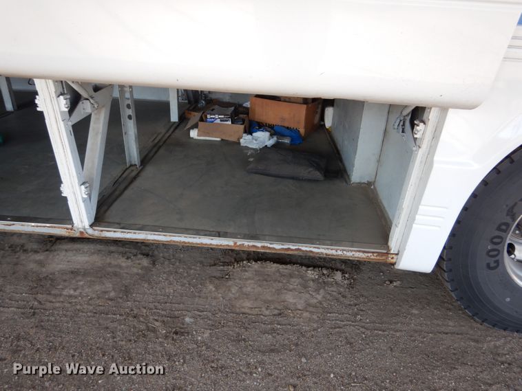 image for item DF7389 2001 Blue Bird LTC40 coach bus